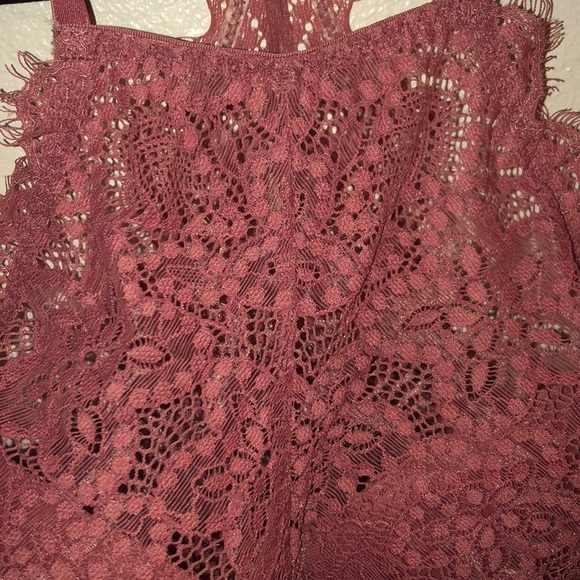 VS Rose bralette - Picture 2 of 4